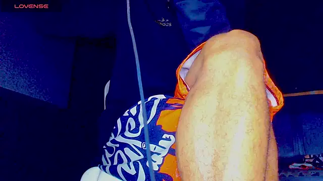 Snapshot of Anaconda_larga chatting on 02/01/26, 01:09 Anaconda larga online show from 02/01/26, 01:09