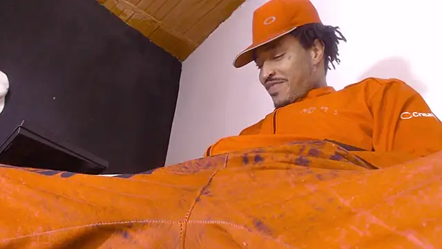 Anaconda larga online show from 04/11/26, 06:55