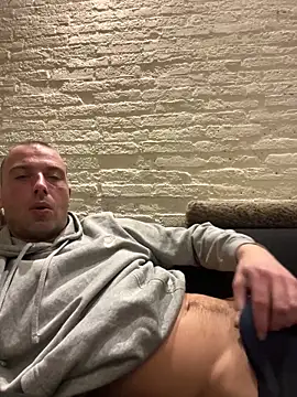 Rotteei1 online show from 02/20/26, 07:38