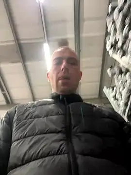 Rotteei1 online show from 11/07/25, 08:19