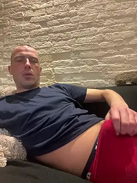 Rotteei1 online show from 03/08/26, 07:33