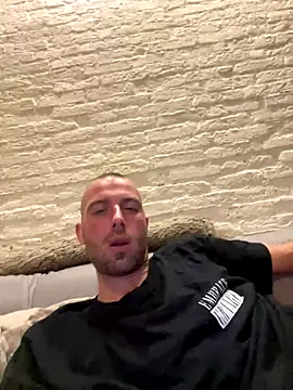 Rotteei1 online show from 10/27/25, 06:53