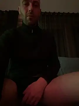 Rotteei1 online show from 02/11/26, 09:25