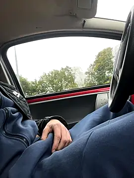 Rotteei1 online show from 10/25/25, 08:35