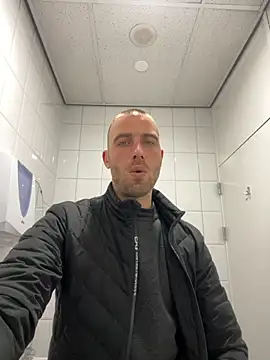 Rotteei1 online show from 12/03/25, 01:10