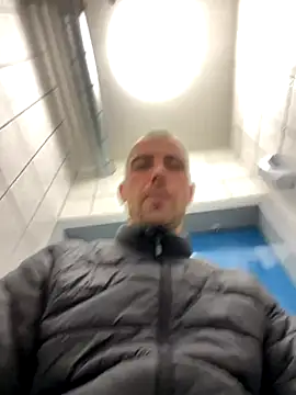 Rotteei1 online show from 11/11/25, 02:56