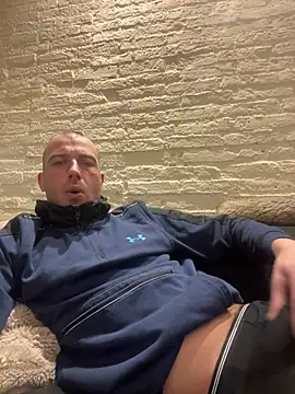 Rotteei1 online show from 01/18/26, 08:29