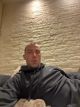 Rotteei1 online show from 11/26/25, 08:31