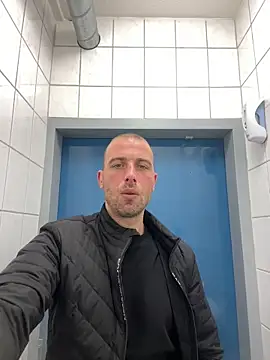 Rotteei1 online show from 04/15/26, 12:53