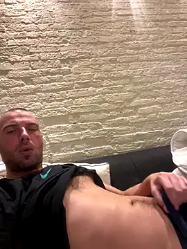 Rotteei1 online show from 11/15/25, 07:51