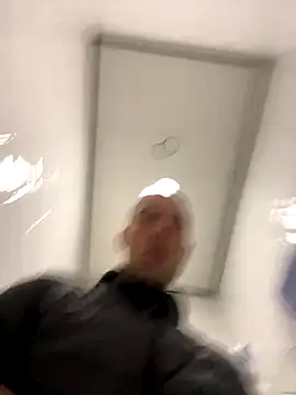 Rotteei1 online show from 10/23/25, 08:46