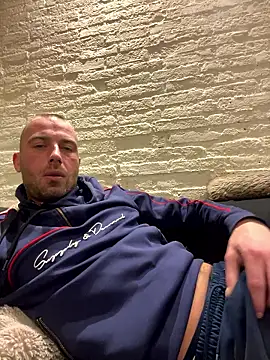 Rotteei1 online show from 01/11/26, 10:27