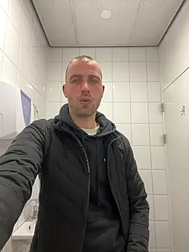 Rotteei1 online show from 03/27/26, 01:45