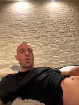 Rotteei1 online show from 11/06/25, 07:07