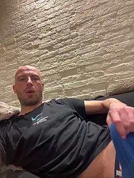 Rotteei1 online show from 03/03/26, 06:20