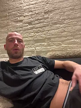 Rotteei1 online show from 03/03/26, 11:56