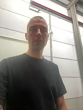 Rotteei1 online show from 05/27/26, 07:38