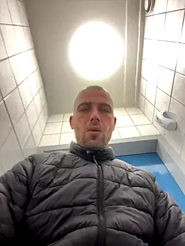 Rotteei1 online show from 11/14/25, 12:31