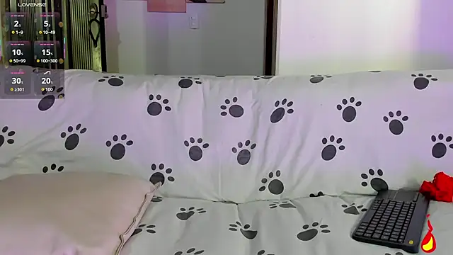 Nikki  uwu online show from 03/09/26, 07:50