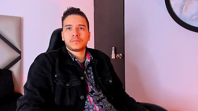 mike 257 online show from 10/22/25, 12:04