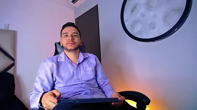 mike 257 online show from 12/17/25, 11:48