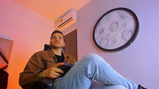 mike 257 online show from 01/12/26, 12:01