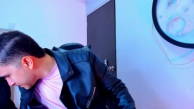 mike 257 online show from 11/08/25, 11:47