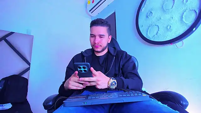 mike 257 online show from 02/05/26, 11:39