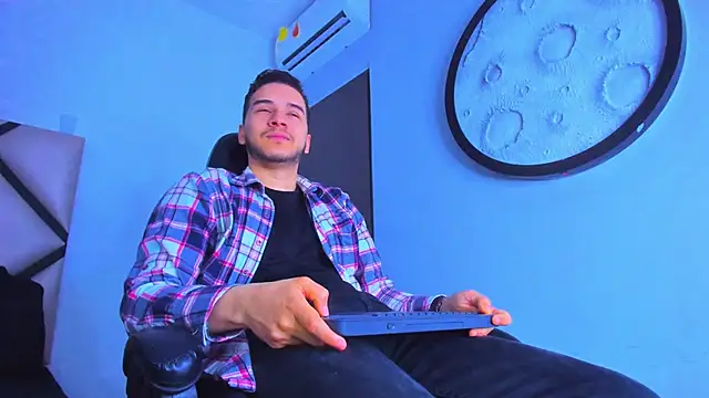 mike 257 online show from 01/07/26, 11:59