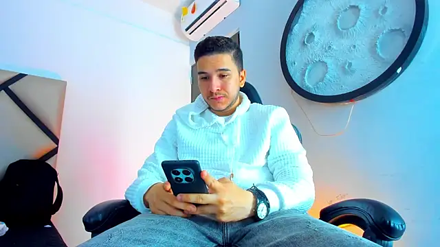 mike 257 online show from 01/14/26, 12:09