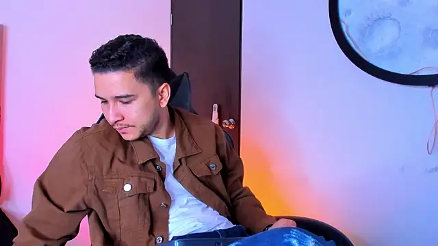 mike 257 online show from 11/12/25, 11:47