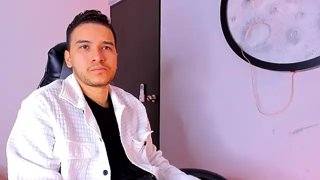 mike 257 online show from 11/11/25, 11:49