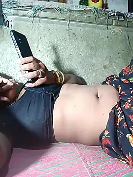 Hot cauple indian online show from 04/13/26, 08:18