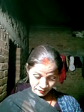 Hot cauple indian online show from 11/23/25, 02:27