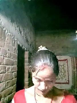 Hot cauple indian online show from 11/04/25, 01:53