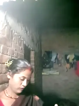 Hot cauple indian online show from 10/25/25, 03:56