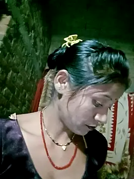 Hot cauple indian online show from 11/12/25, 12:31