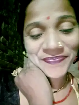 Hot cauple indian online show from 11/14/25, 01:15