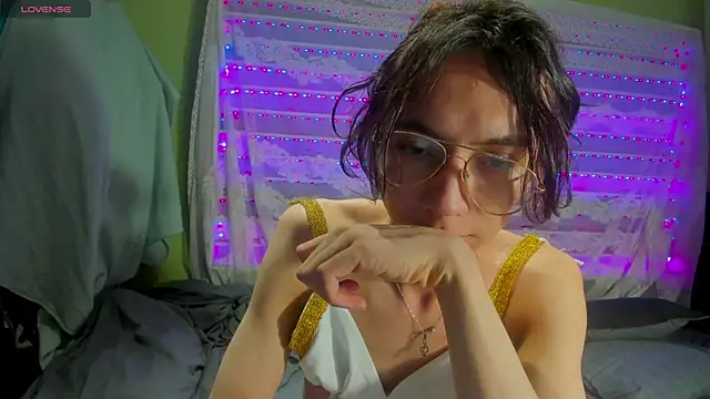 najimi uwu online show from 11/08/25, 06:00