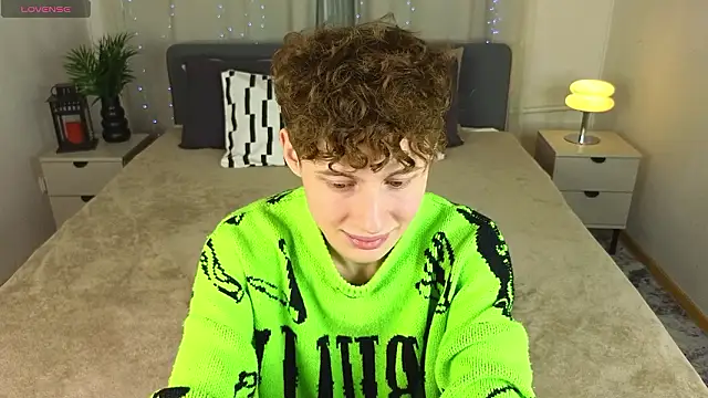 crisp1n online show from 02/15/26, 03:55