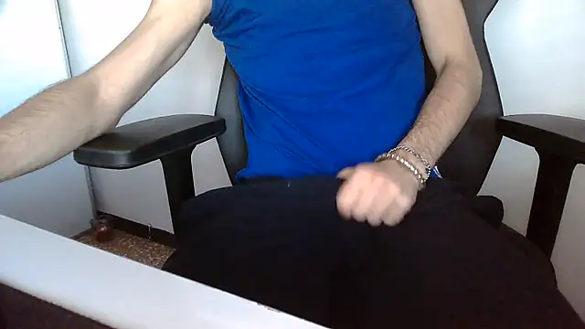 Snapshot of topg84 chatting on 07/19/26, 04:48 topg84 online show from 07/19/26, 04:48