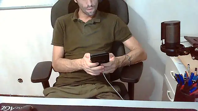 Snapshot of topg84 chatting on 07/01/26, 05:35 topg84 online show from 07/01/26, 05:35