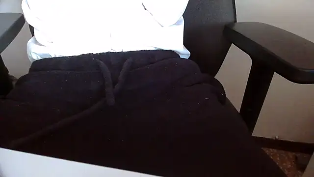 topg84 online show from 04/17/26, 03:48