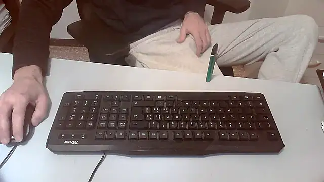 topg84 online show from 12/17/25, 04:12