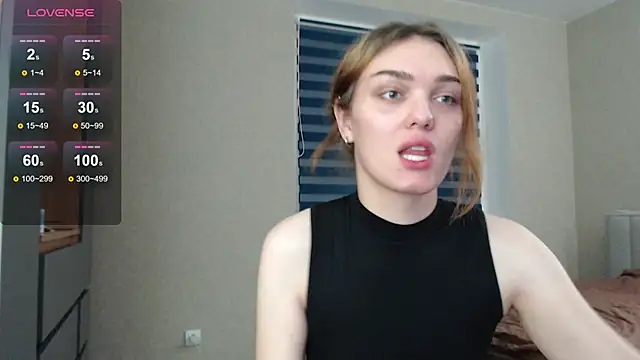 EmiliaRhodes online show from 11/16/25, 10:02