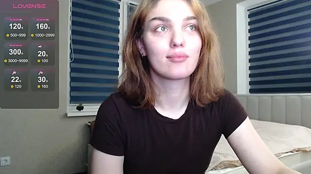 EmiliaRhodes online show from 10/29/25, 06:40