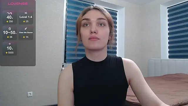 EmiliaRhodes online show from 12/05/25, 07:01