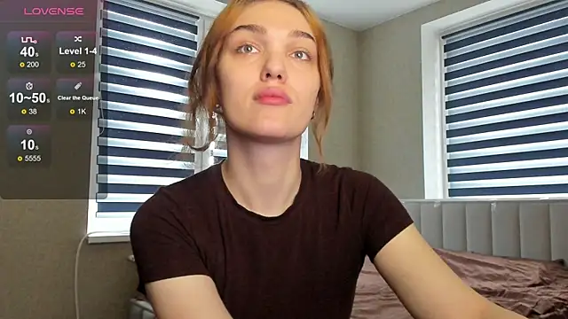 EmiliaRhodes online show from 10/22/25, 02:05