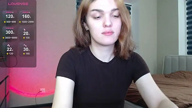 EmiliaRhodes online show from 11/05/25, 09:40