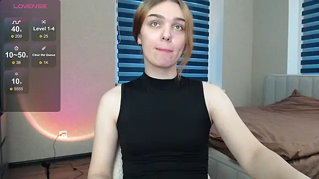 EmiliaRhodes online show from 11/23/25, 02:16